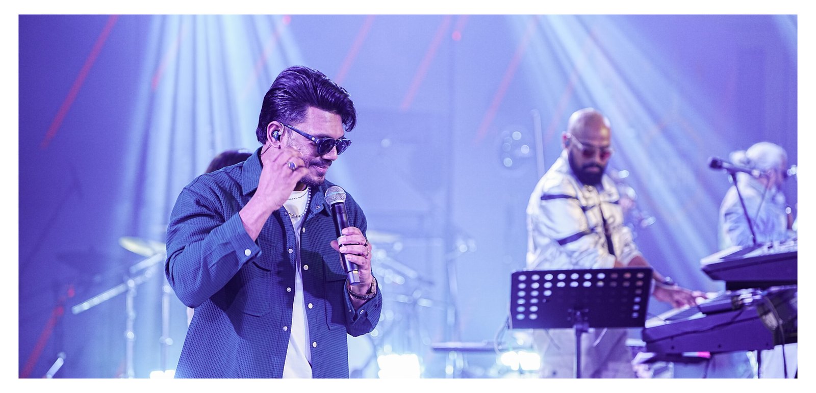 SHOWTIME_041