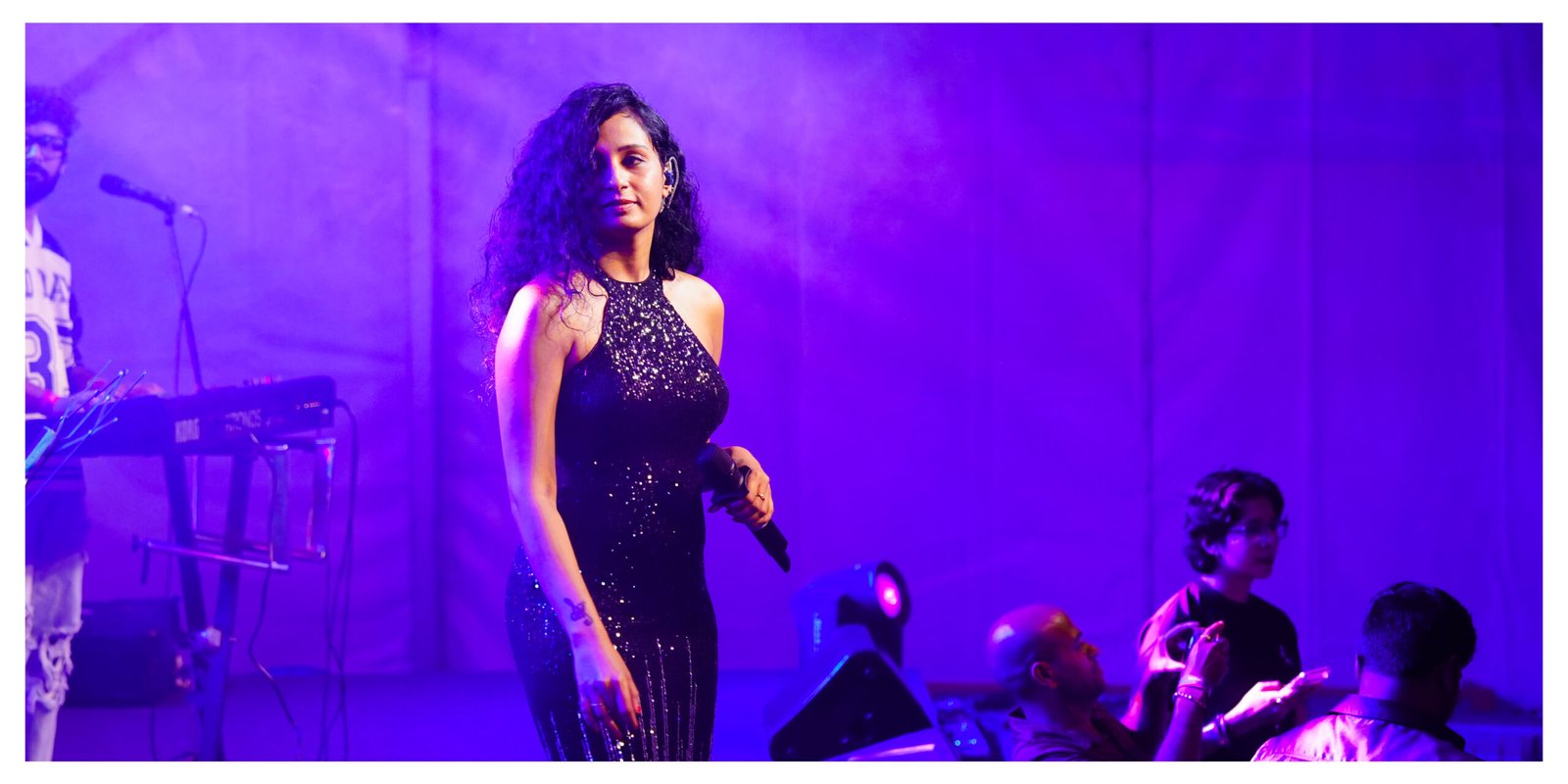 SHOWTIME_083