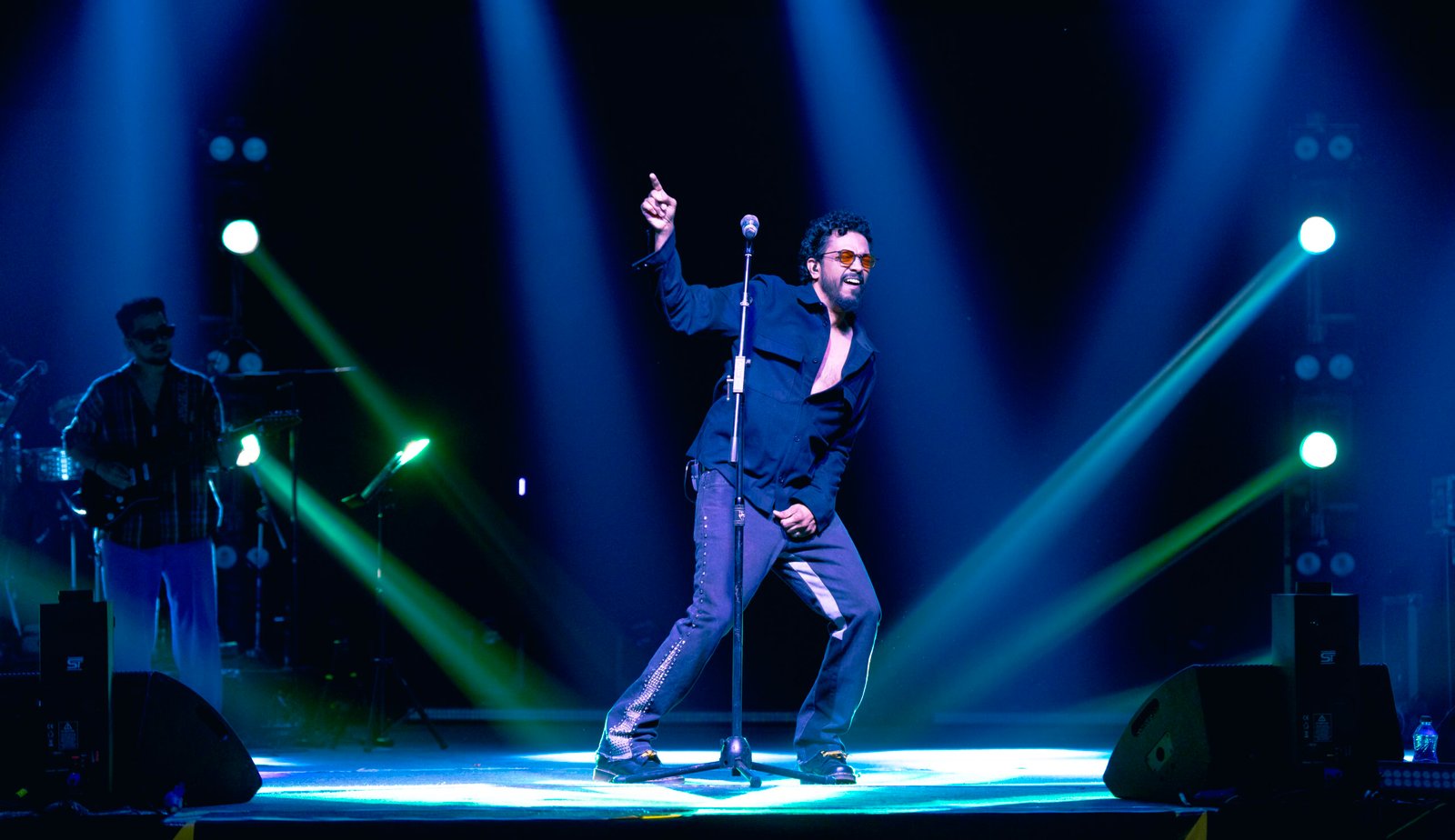 SHOWTIME_111